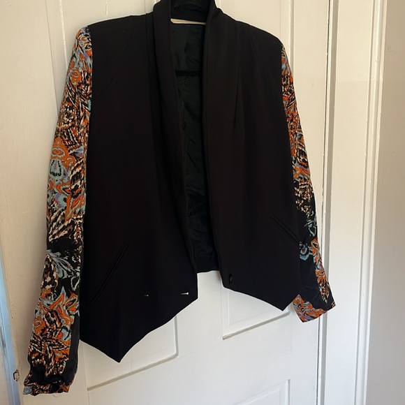 Silk Fitted Blazer - Picture 2 of 7
